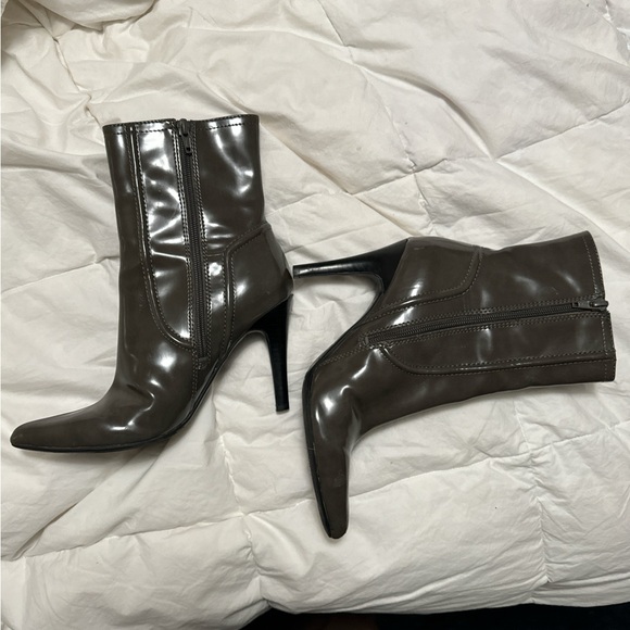 SOLD - Picture 2 of 3